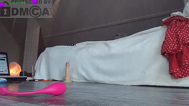 sexyshowow online show from September 2025 03:12:02 PM