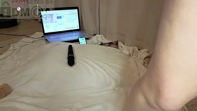 sexyshowow online show from December 2025 02:35:02 PM