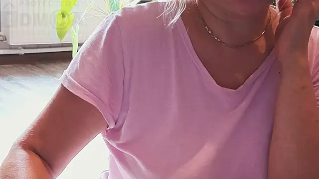 Snapshot of sexyshowow chatting on July 2026 02:14:01 PM sexyshowow online show from July 2026 02:14:01 PM