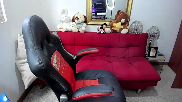 NicolettColin online show from December 2024 08:01:02 PM