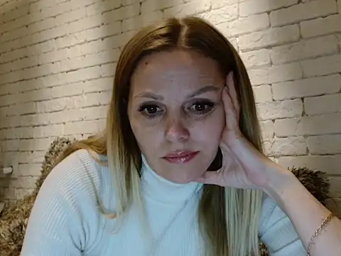 Angel girllovemy online show from January 2026 04:34:01 PM