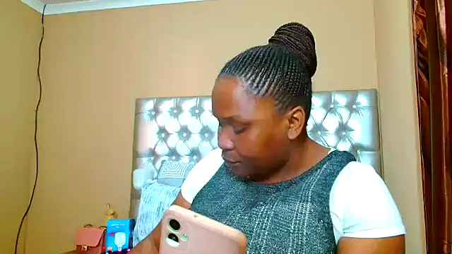 missboobsxx online show from September 2025 12:54:01 PM