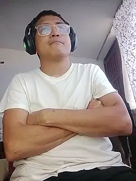 Snapshot of Mghty-cockl88 chatting on February 2026 04:40:02 PM Mghty-cockl88 online show from February 2026 04:40:02 PM