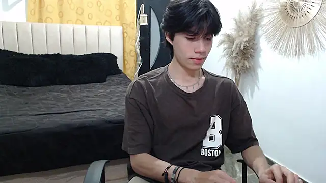 Snapshot of Elio-cam chatting on May 2026 02:30:01 AM Elio-cam online show from May 2026 02:30:01 AM