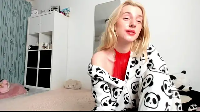 KenzieDawton online show from February 2025 05:19:01 AM