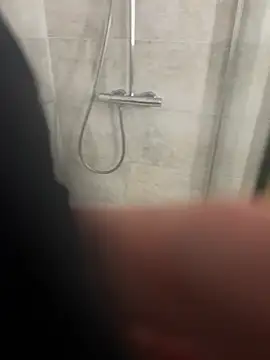 shehandme online show from April 2026 04:10:02 AM