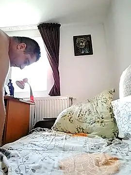 ADRIAN ADI40 online show from March 2025 03:08:02 PM