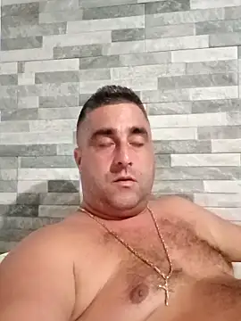 ADRIAN ADI40 online show from September 2025 06:43:02 PM