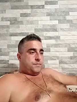 ADRIAN ADI40 online show from October 2025 05:20:02 PM