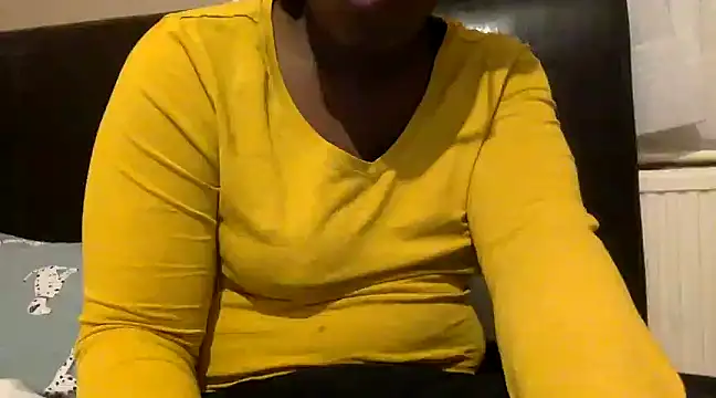 Snapshot of blacksexybeauty31 chatting on February 2025 08:07:02 PM blacksexybeauty31 online show from February 2025 08:07:02 PM