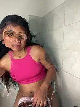 Snapshot of ChantalPetit chatting on February 2026 01:49:01 AM ChantalPetit online show from February 2026 01:49:01 AM