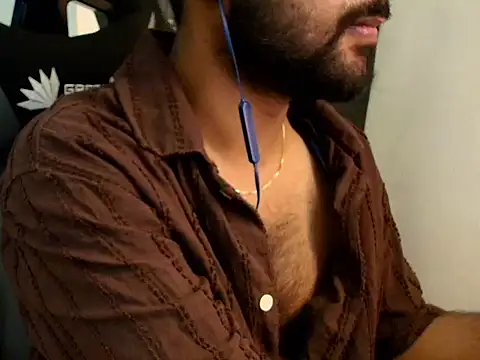 Snapshot of SHENOY3 chatting on May 2026 05:52:01 PM SHENOY3 online show from May 2026 05:52:01 PM
