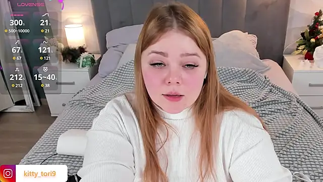 Tori cat online show from December 2024 04:20:02 PM