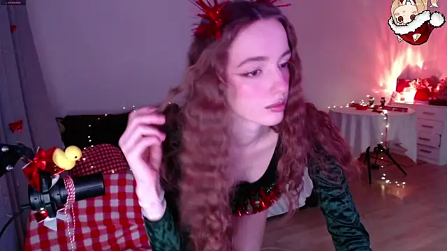 Snapshot of Weeissy chatting on December 2024 07:24:01 PM Weeissy online show from December 2024 07:24:01 PM