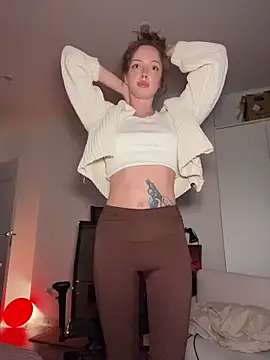 Snapshot of Weeissy chatting on February 2026 06:55:02 PM Weeissy online show from February 2026 06:55:02 PM