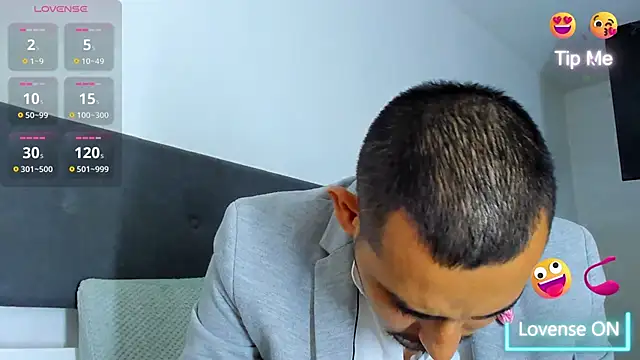 jhonyalzate2 online show from March 2025 01:56:02 AM