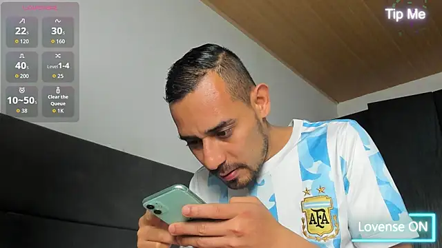 Snapshot of jhonyalzate2 chatting on July 2026 04:16:01 AM jhonyalzate2 online show from July 2026 04:16:01 AM