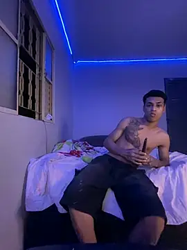 Rayanzimaker online show from April 2026 06:03:02 AM