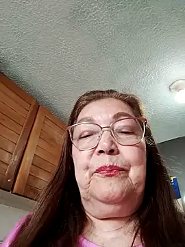 Vicky Rosse online show from September 2025 05:47:02 PM