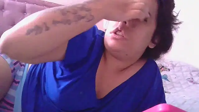 annarose19 online show from December 2025 05:00:01 PM