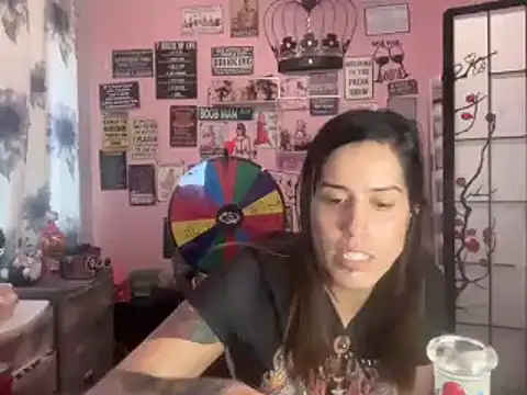 Snapshot of latinacubana chatting on December 2024 05:11:01 PM latinacubana online show from December 2024 05:11:01 PM