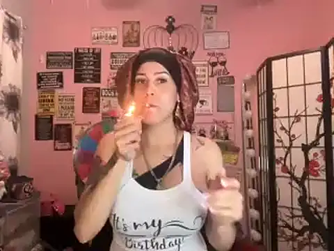 Snapshot of latinacubana chatting on January 2025 07:21:01 AM latinacubana online show from January 2025 07:21:01 AM