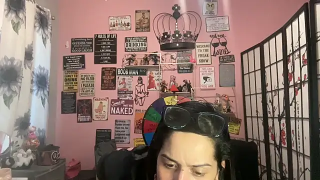 Snapshot of latinacubana chatting on February 2025 11:20:02 PM latinacubana online show from February 2025 11:20:02 PM