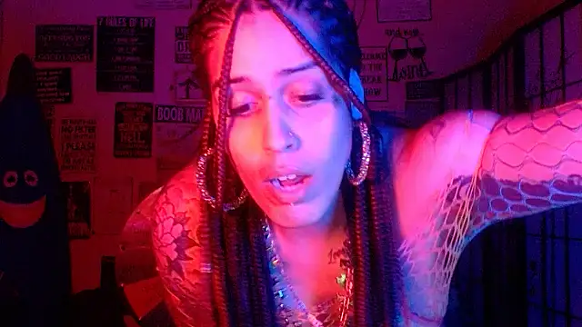 latinacubana online show from March 2026 09:37:01 AM