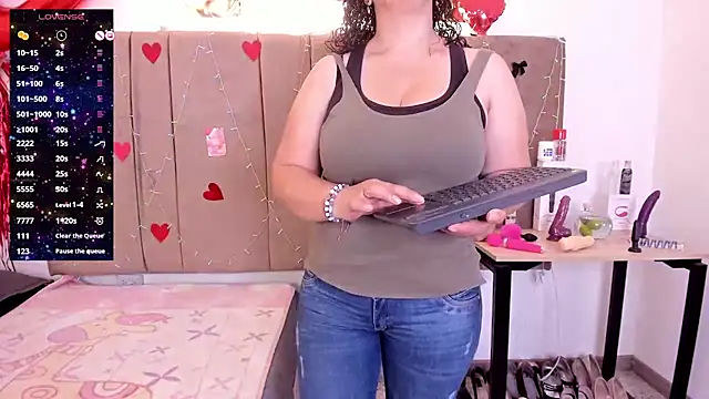 Zaly mature online show from December 2025 02:09:02 AM