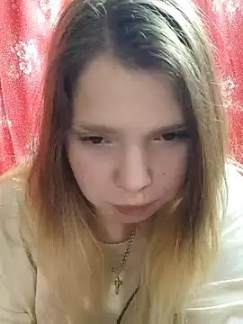 Snapshot of Zuli_Kiska chatting on December 2024 09:12:02 PM Zuli Kiska online show from December 2024 09:12:02 PM