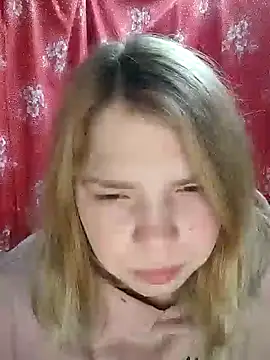Snapshot of Zuli_Kiska chatting on December 2024 08:38:02 PM Zuli Kiska online show from December 2024 08:38:02 PM
