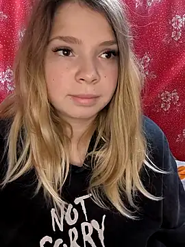 Zuli Kiska online show from November 2025 11:43:01 AM