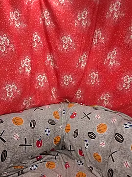 Zuli Kiska online show from November 2025 09:25:02 PM