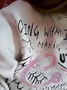 Zuli Kiska online show from March 2026 07:30:01 PM