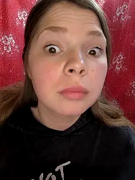 Zuli Kiska online show from April 2026 07:31:02 PM