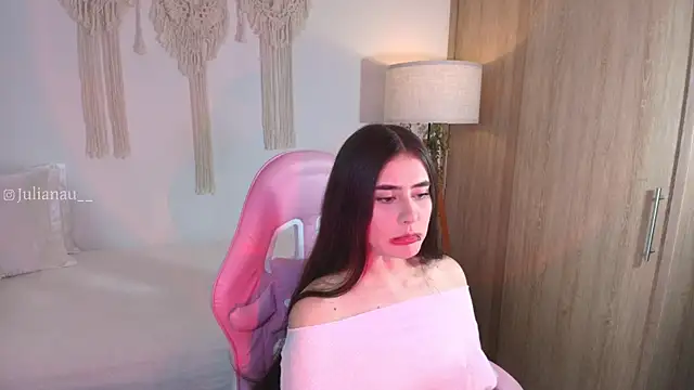 Snapshot of iriswest_ chatting on November 2025 11:59:01 PM iriswest online show from November 2025 11:59:01 PM