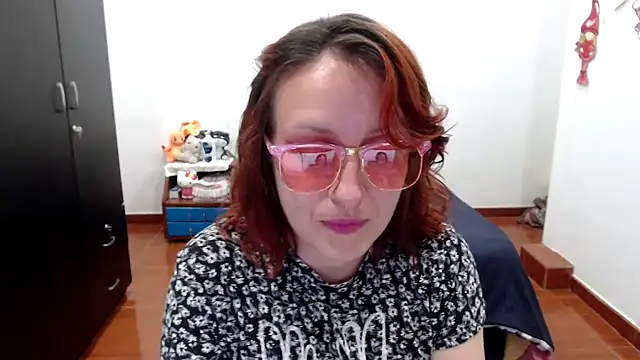 kittykalor09 online show from January 2026 01:31:02 AM