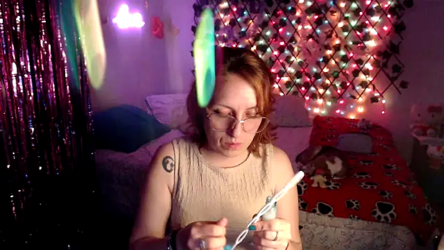 kittykalor09 online show from February 2026 03:47:02 AM