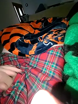 Snapshot of Assboy007 chatting on March 2025 01:39:01 PM Assboy007 online show from March 2025 01:39:01 PM