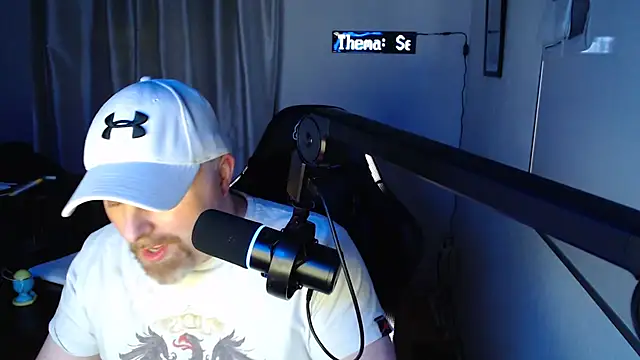 Snapshot of DerPornoPete chatting on January 2025 01:08:01 AM DerPornoPete online show from January 2025 01:08:01 AM