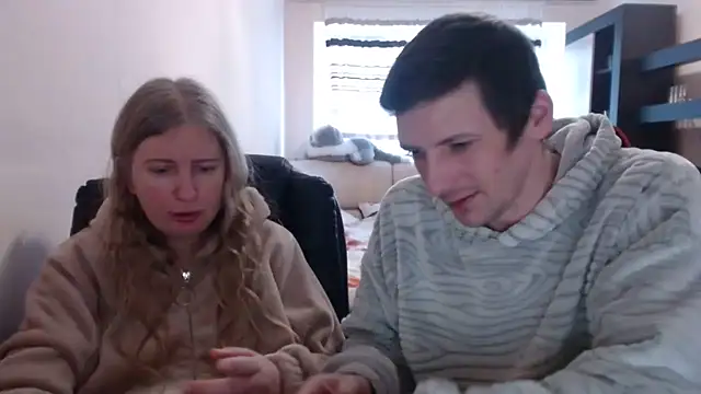 PeterAndJen online show from February 2025 01:10:01 PM