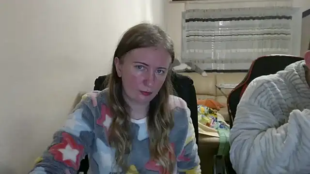 PeterAndJen online show from November 2025 07:24:02 PM