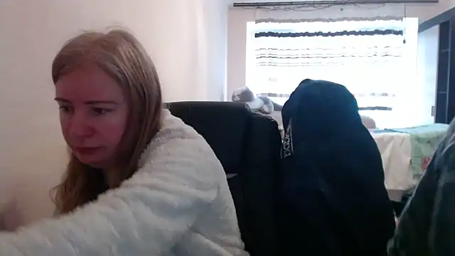 PeterAndJen online show from February 2026 06:52:02 AM