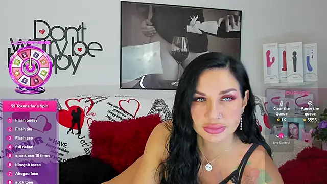 Snapshot of Tara_Bloss chatting on February 2025 03:08:01 AM Tara Bloss online show from February 2025 03:08:01 AM