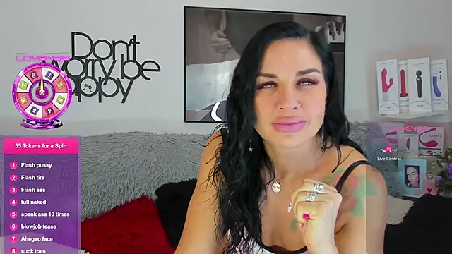 Snapshot of Tara_Bloss chatting on February 2025 02:17:02 AM Tara Bloss online show from February 2025 02:17:02 AM