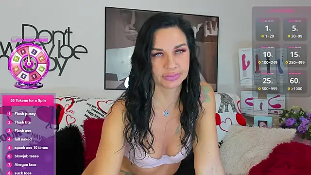 Snapshot of Tara_Bloss chatting on March 2025 01:59:01 AM Tara Bloss online show from March 2025 01:59:01 AM