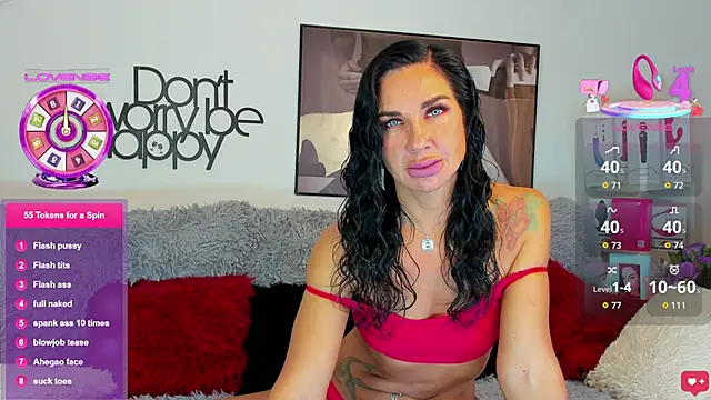 Snapshot of Tara_Bloss chatting on October 2025 03:07:01 AM Tara Bloss online show from October 2025 03:07:01 AM