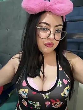 MileyGia online show from July 2026 02:15:02 AM