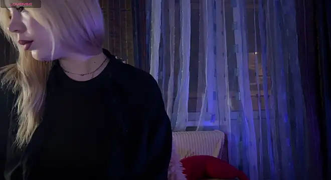 Snapshot of ariashaa chatting on January 2026 05:28:02 PM ariashaa online show from January 2026 05:28:02 PM