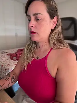 Snapshot of misslulipop chatting on March 2025 08:20:02 PM misslulipop online show from March 2025 08:20:02 PM